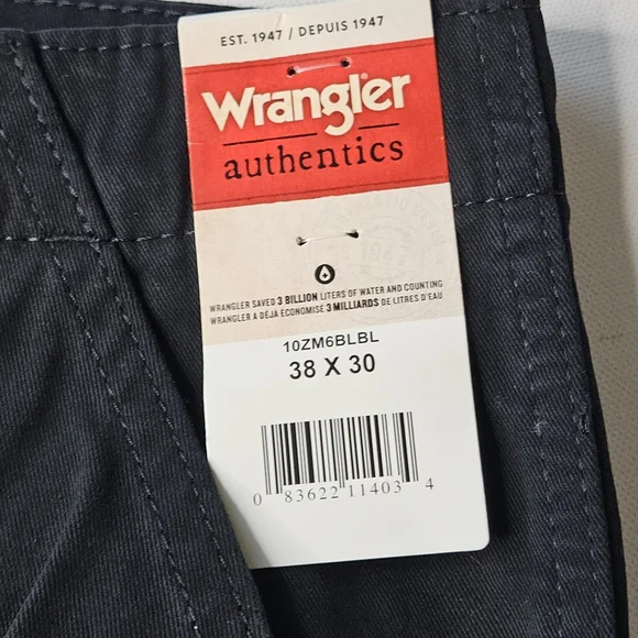 Wrangler Authentics Men's Premium Relaxed Fit Straight Leg Cargo Pant - Picture 4 of 8